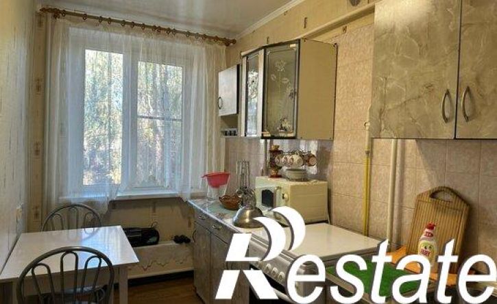 4-комн квартира улица Николая Островского, 123,  д. 123