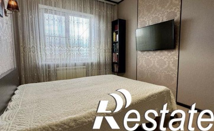 3-комн квартира улица Куликова, 83,  д. 83