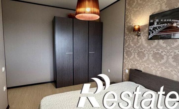 3-комн квартира улица Куликова, 83,  д. 83
